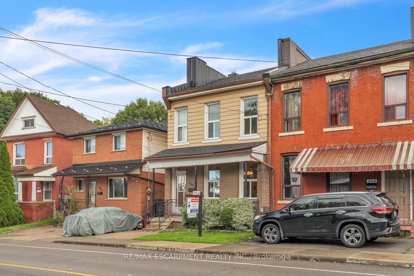 260 Bay Street photo 3