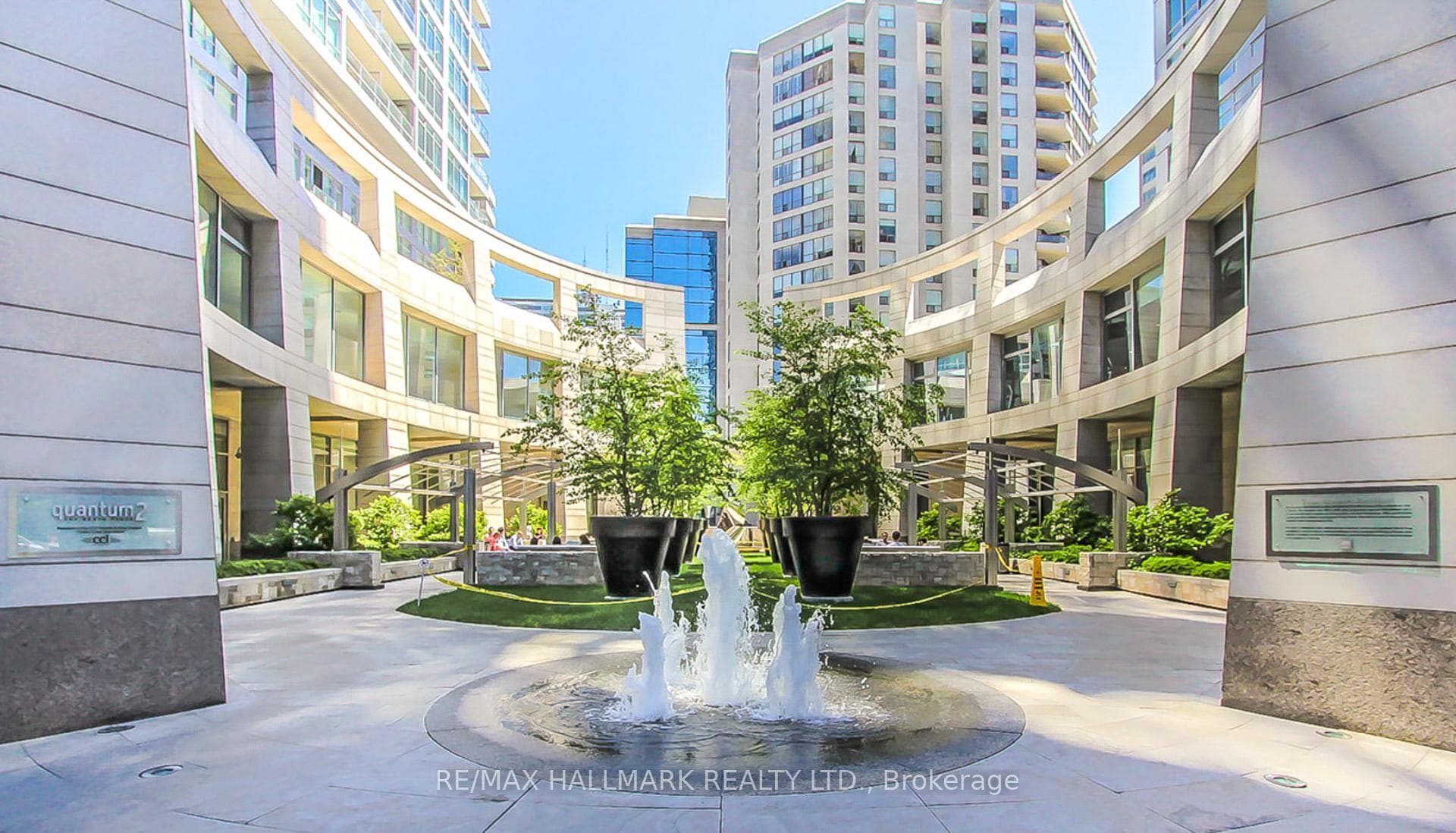 2181 Yonge Street Unit 1206 photo 4