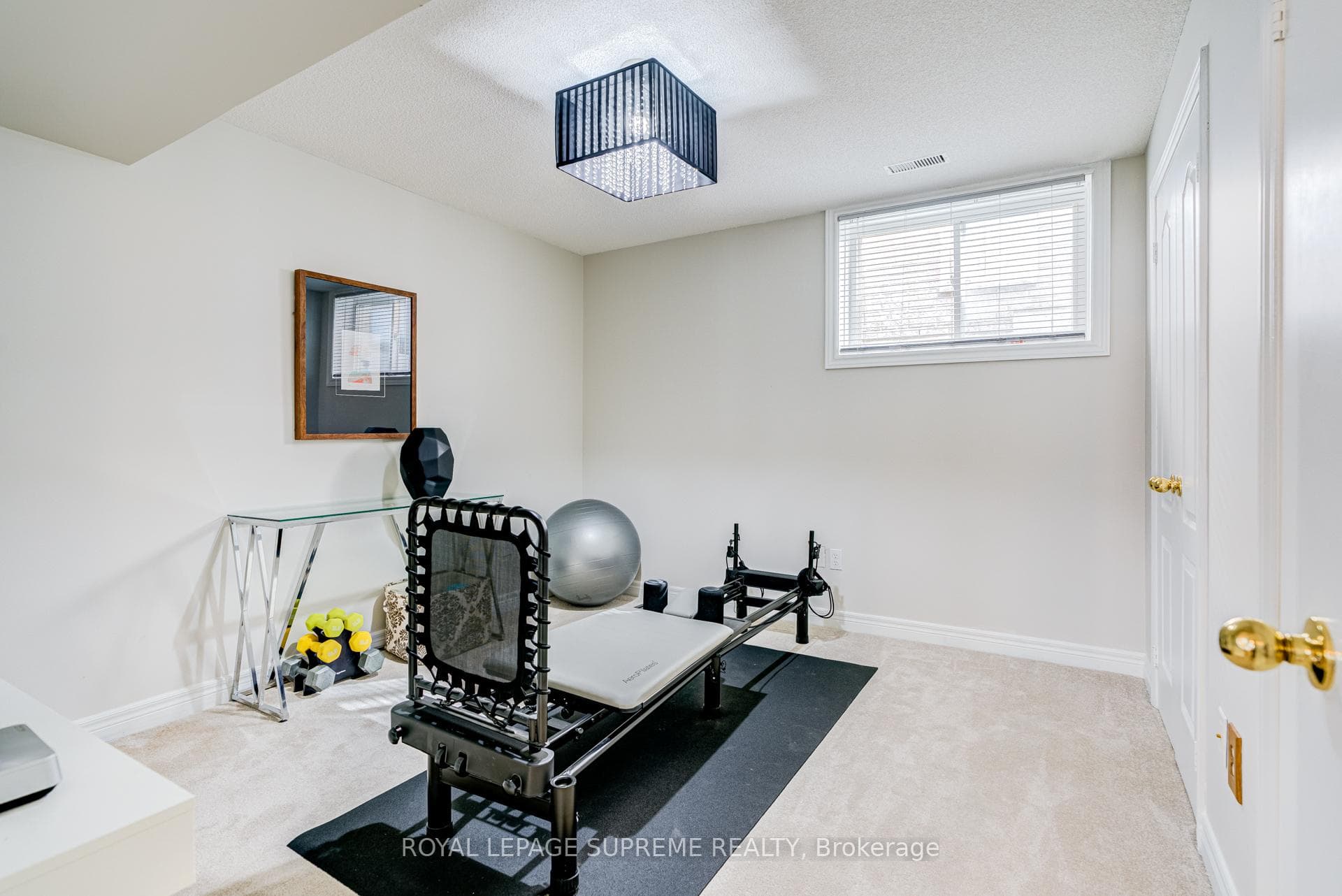 146 Cunningham Drive photo 27