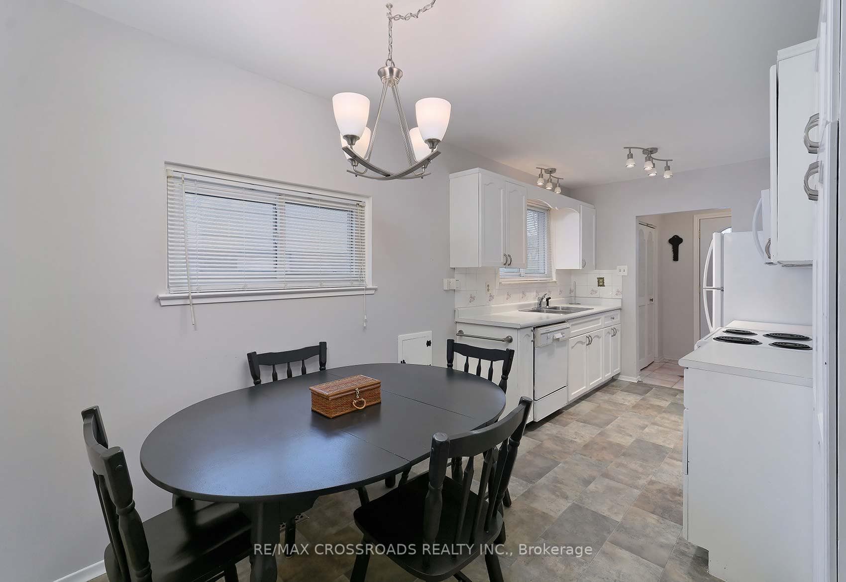 212 Catalina Drive photo 10