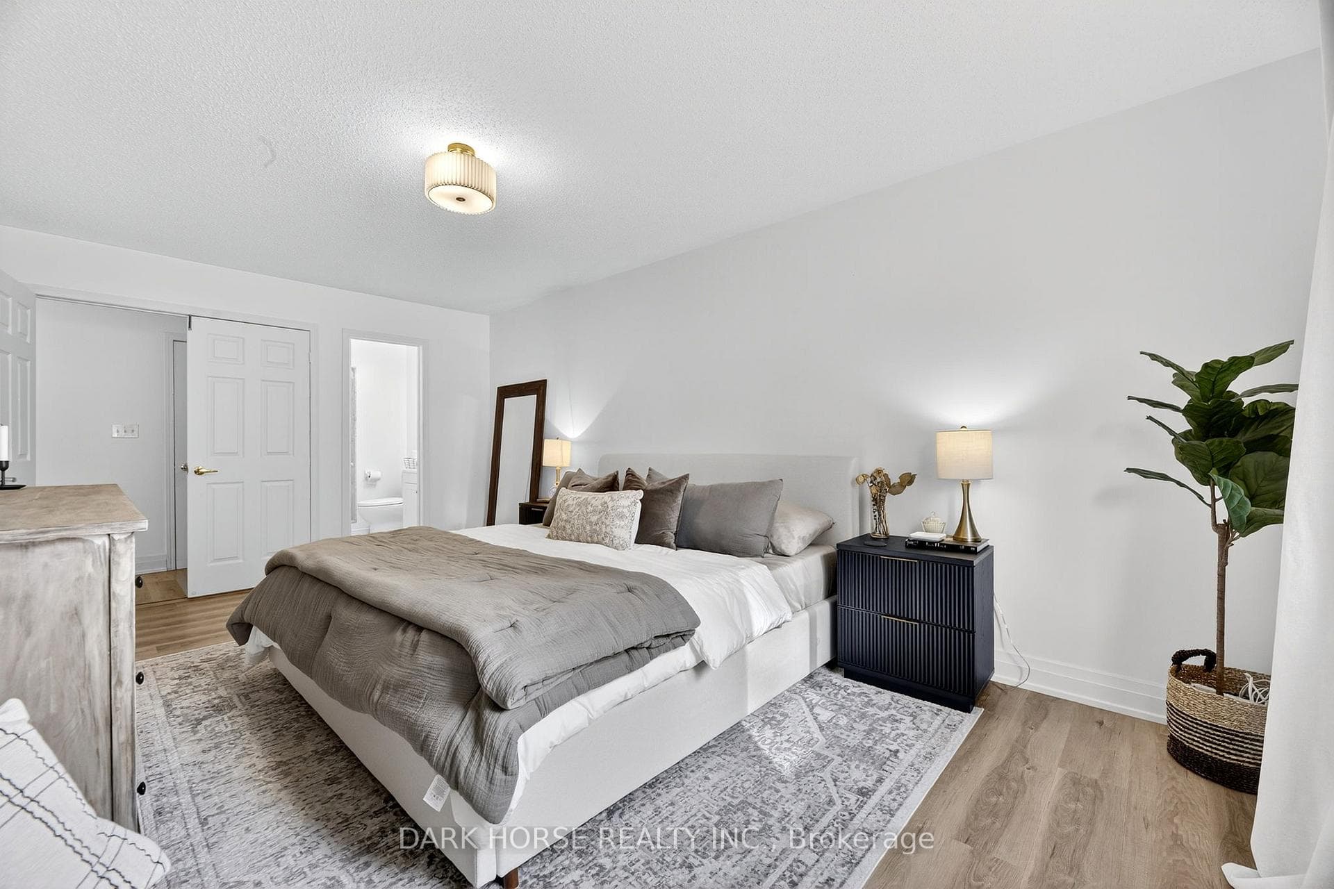 1401 Hancox Court photo 25