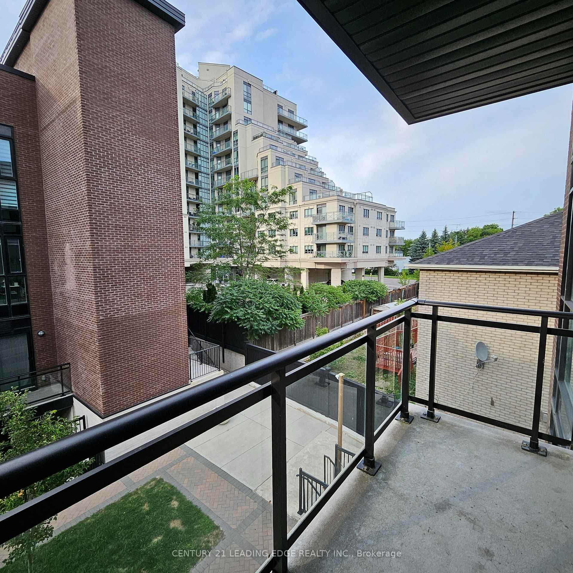 18 Coles Avenue Unit 603 photo 29