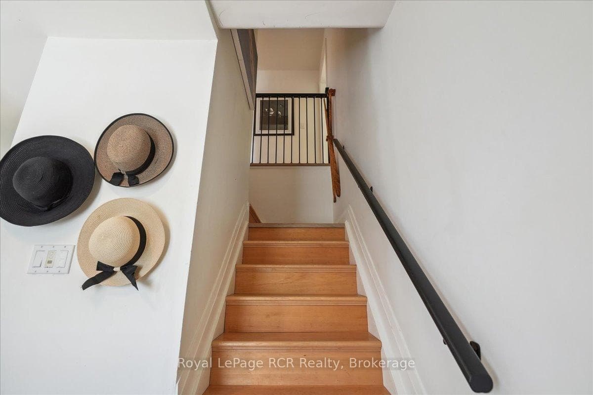 242 1ST STREET A N/A photo 4