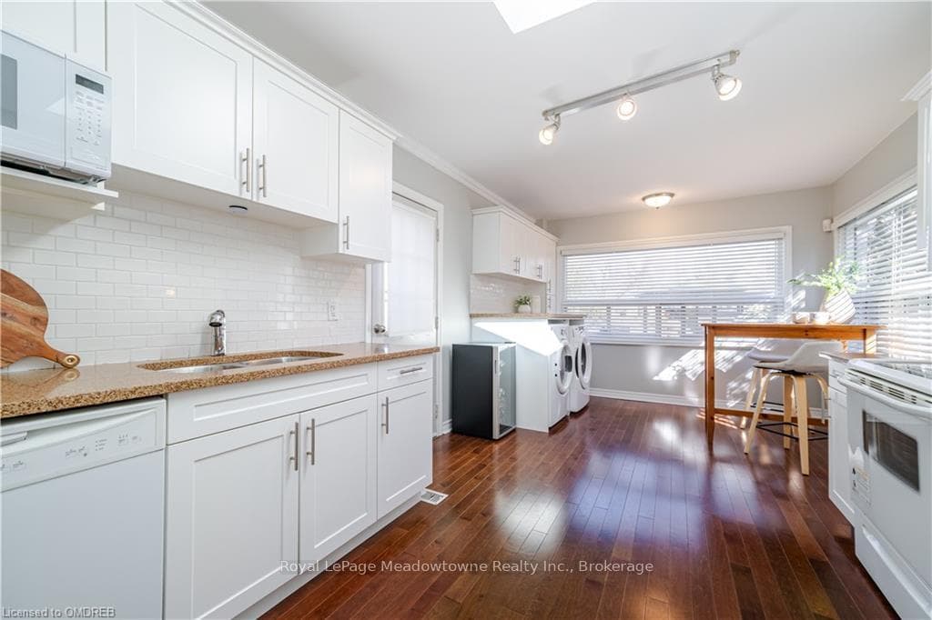 31 EAST 19TH Street photo 16