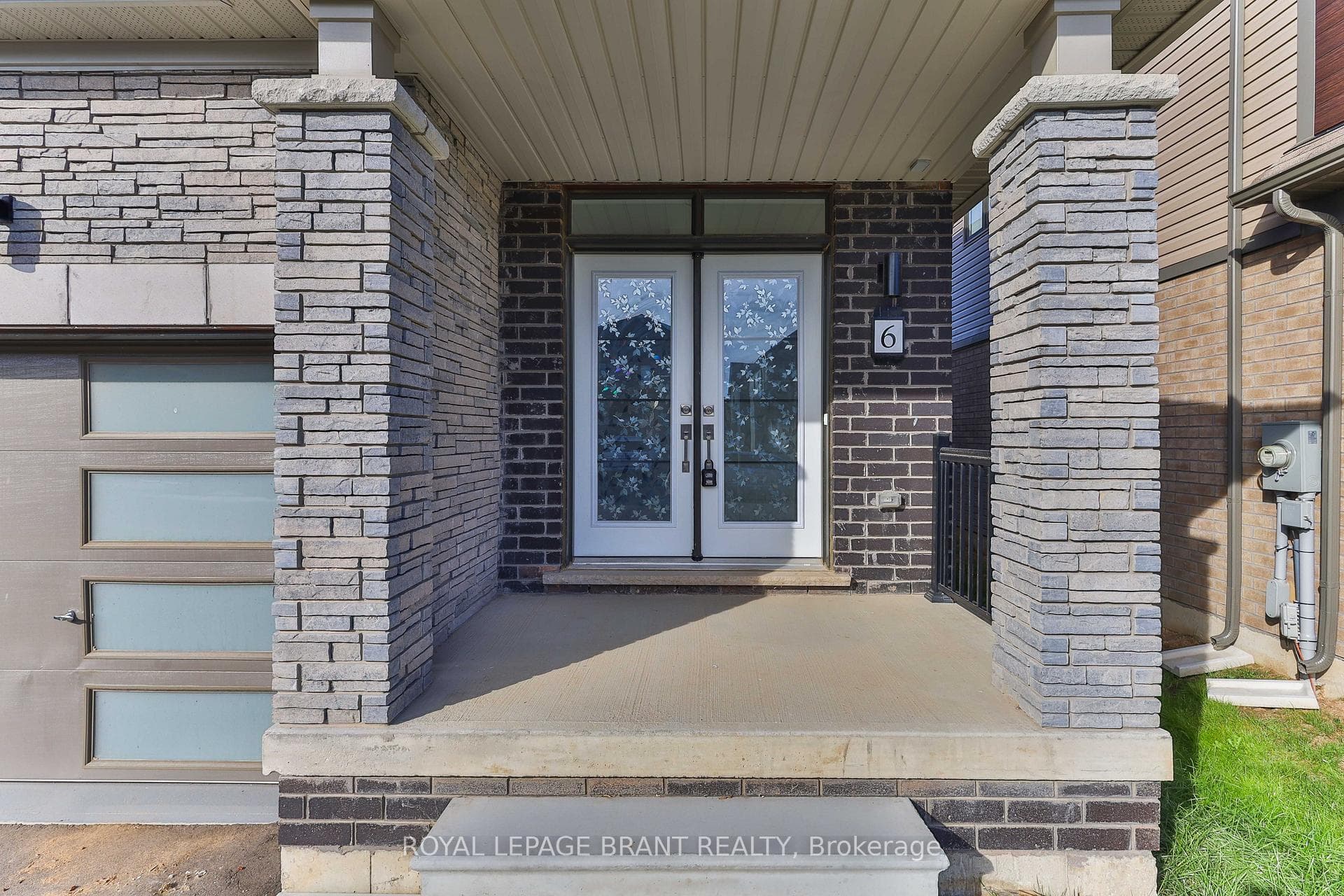 6 Mclaren Avenue photo 3