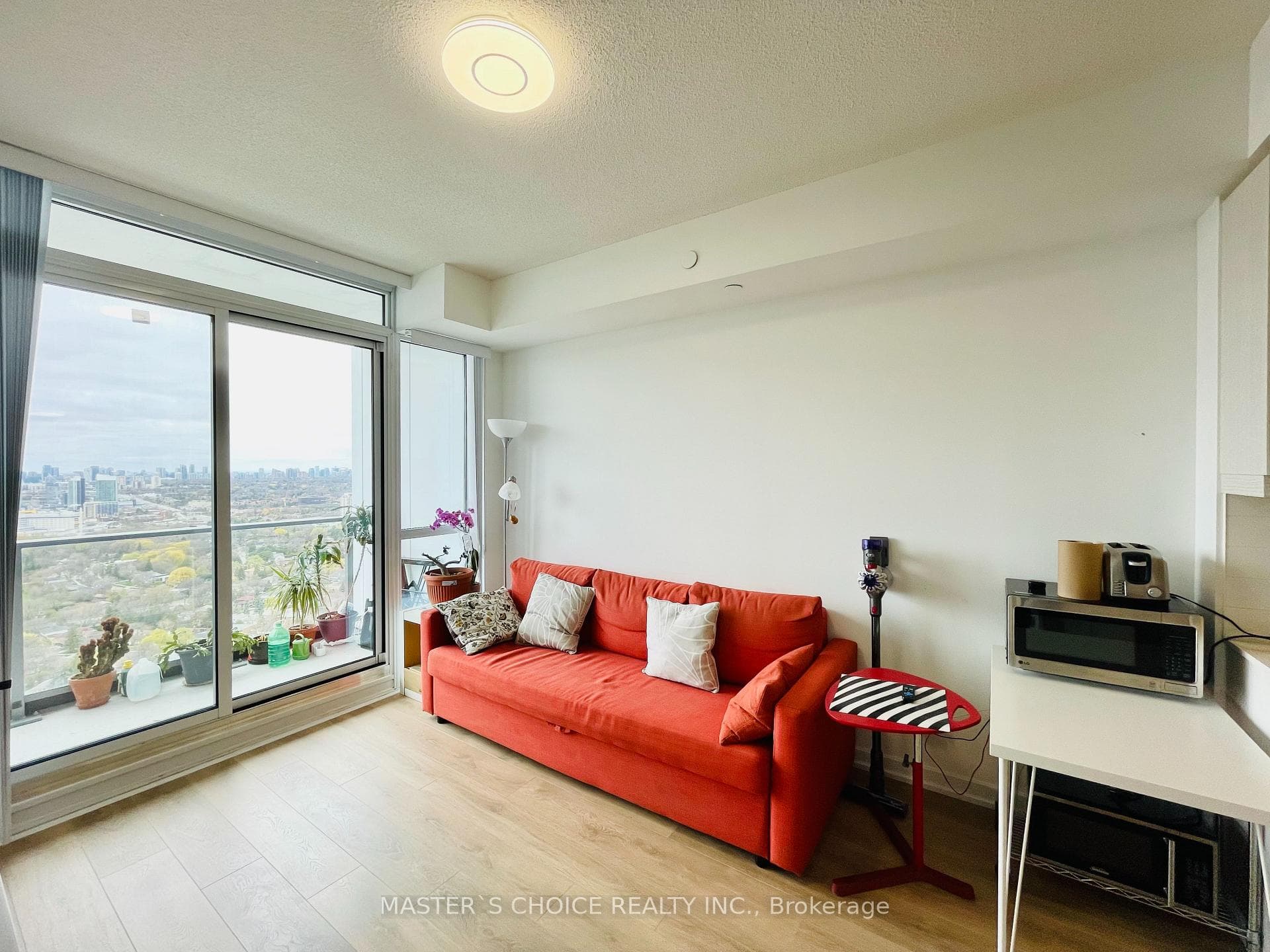 32 Forest Manor Road Unit 2501 photo 13