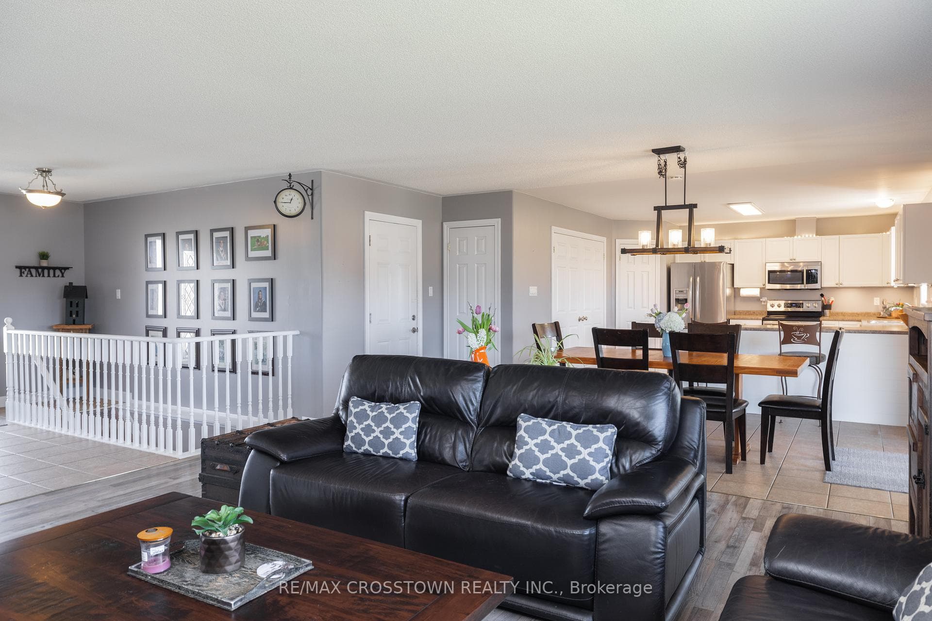76 O'Neill Circle photo 8