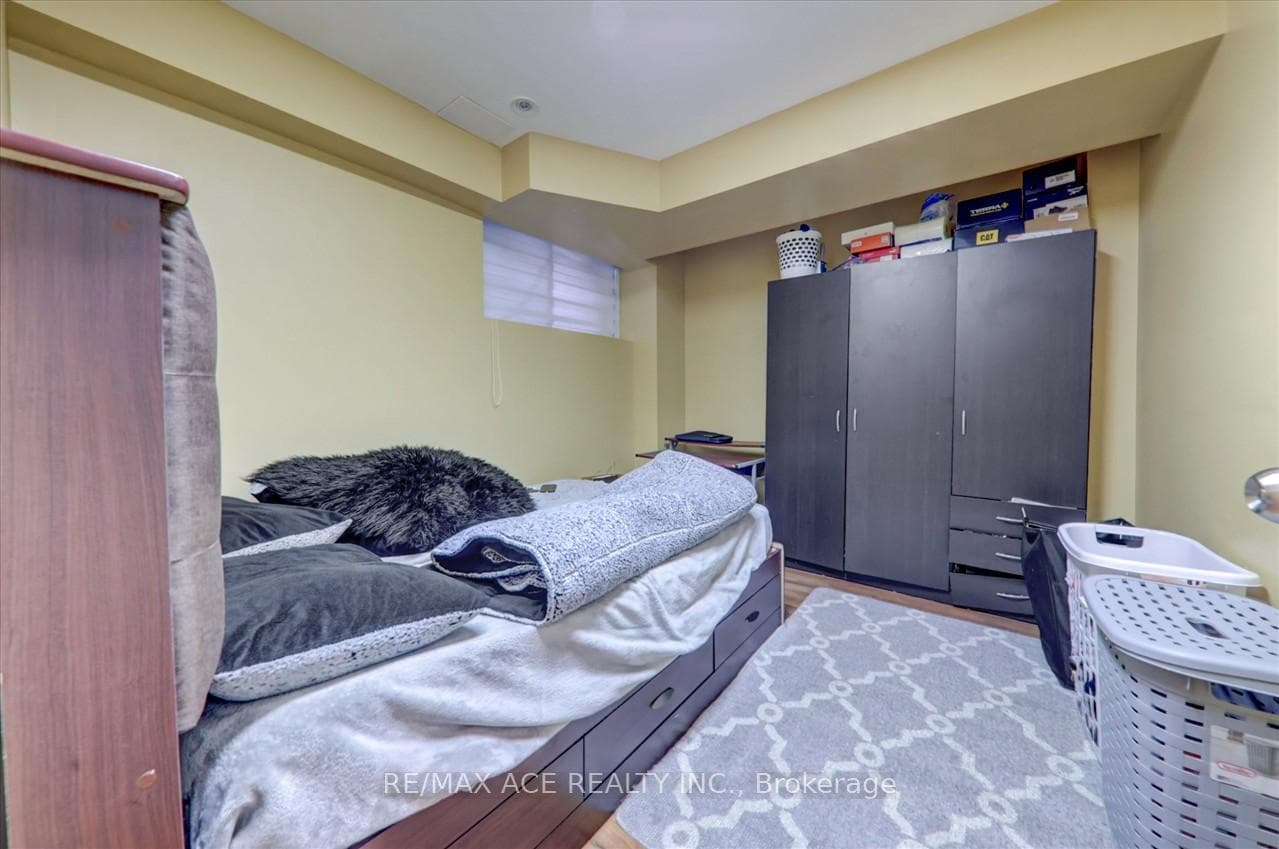 62 Alfonso Crescent photo 24
