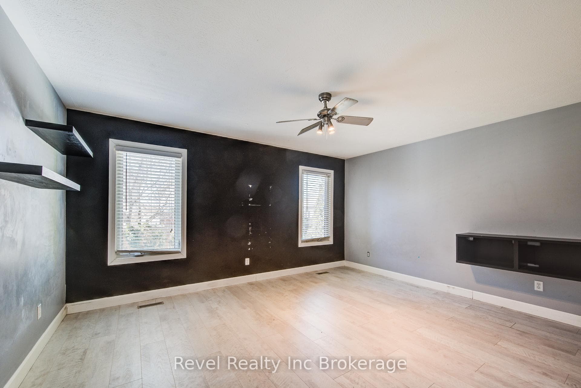69 Neutral Avenue photo 25