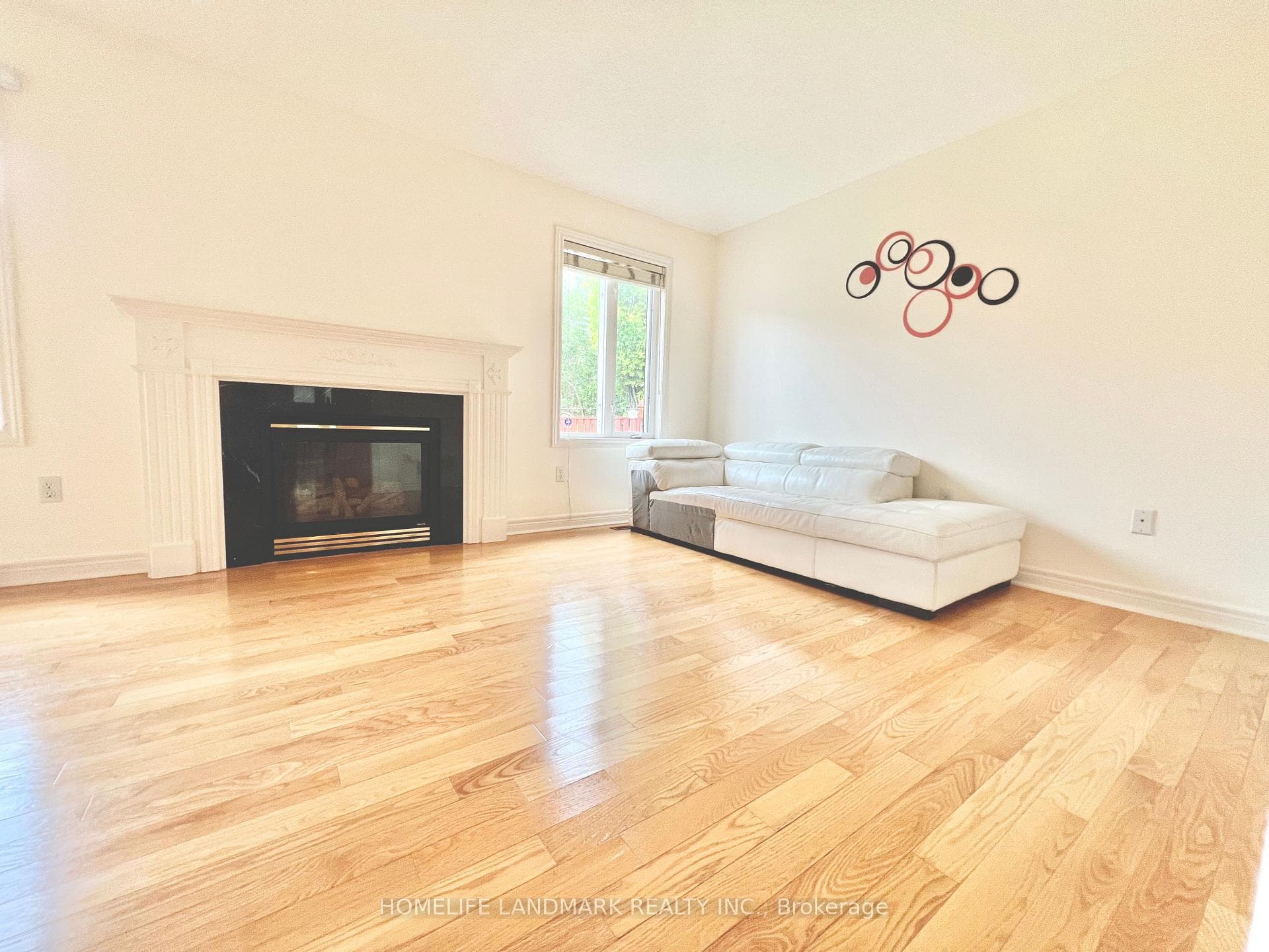 37 Westchester Crescent photo 10