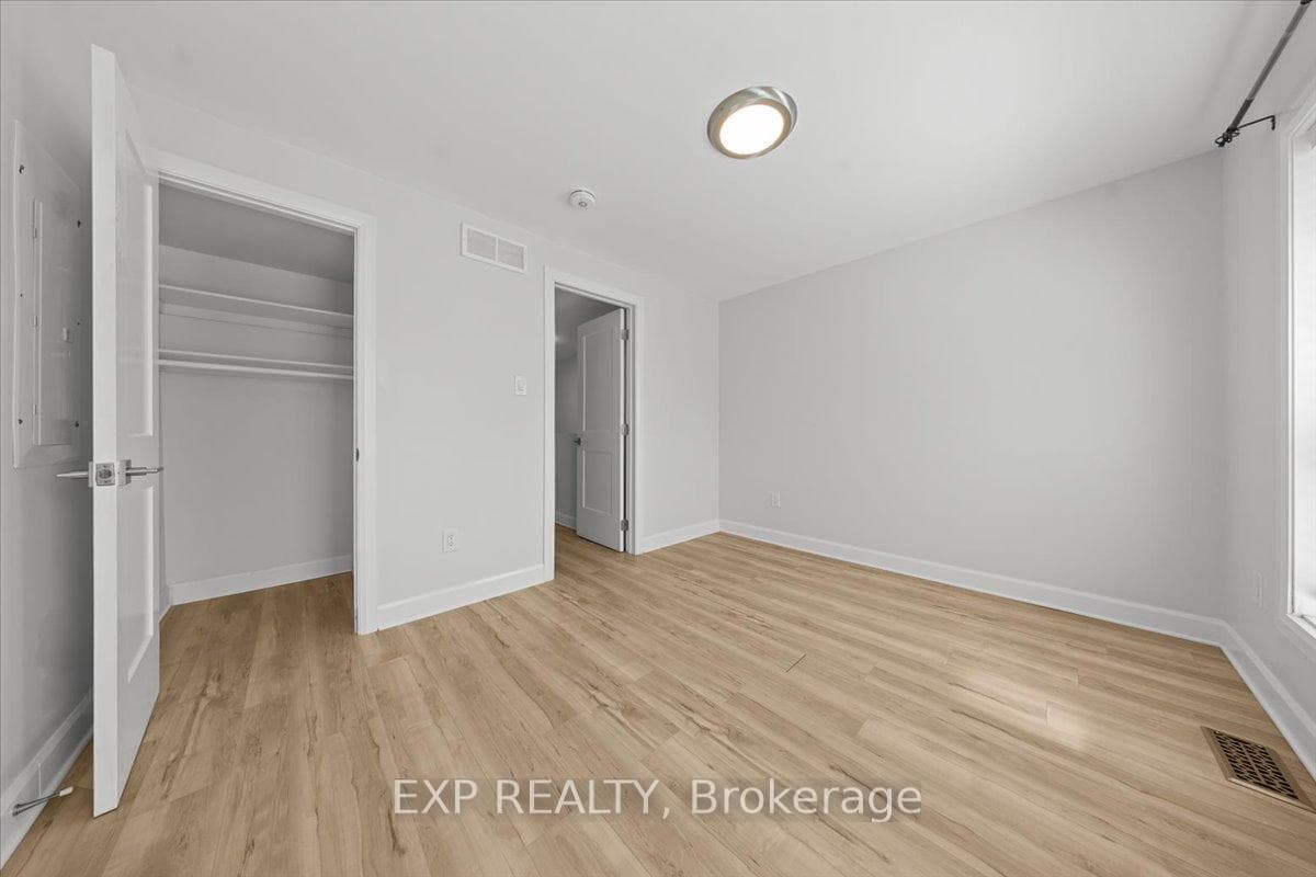 183 Britannia Road Unit 2 photo 23