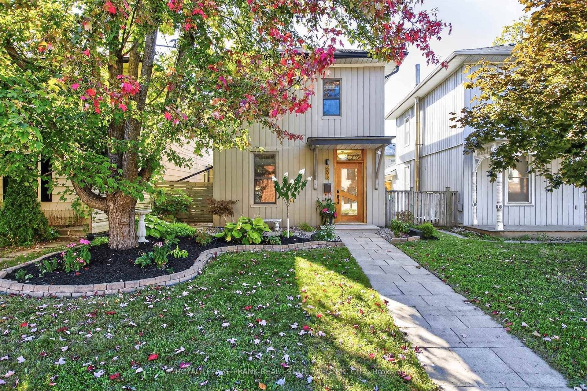 693 Water Street photo 49