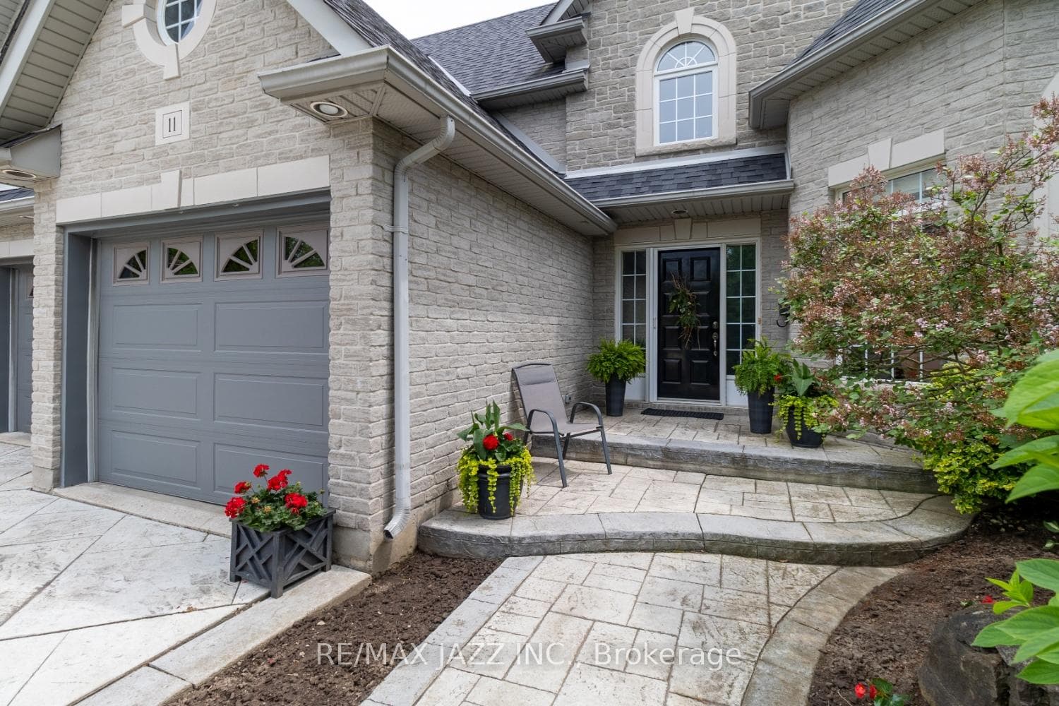 11 Rowland Court photo 5