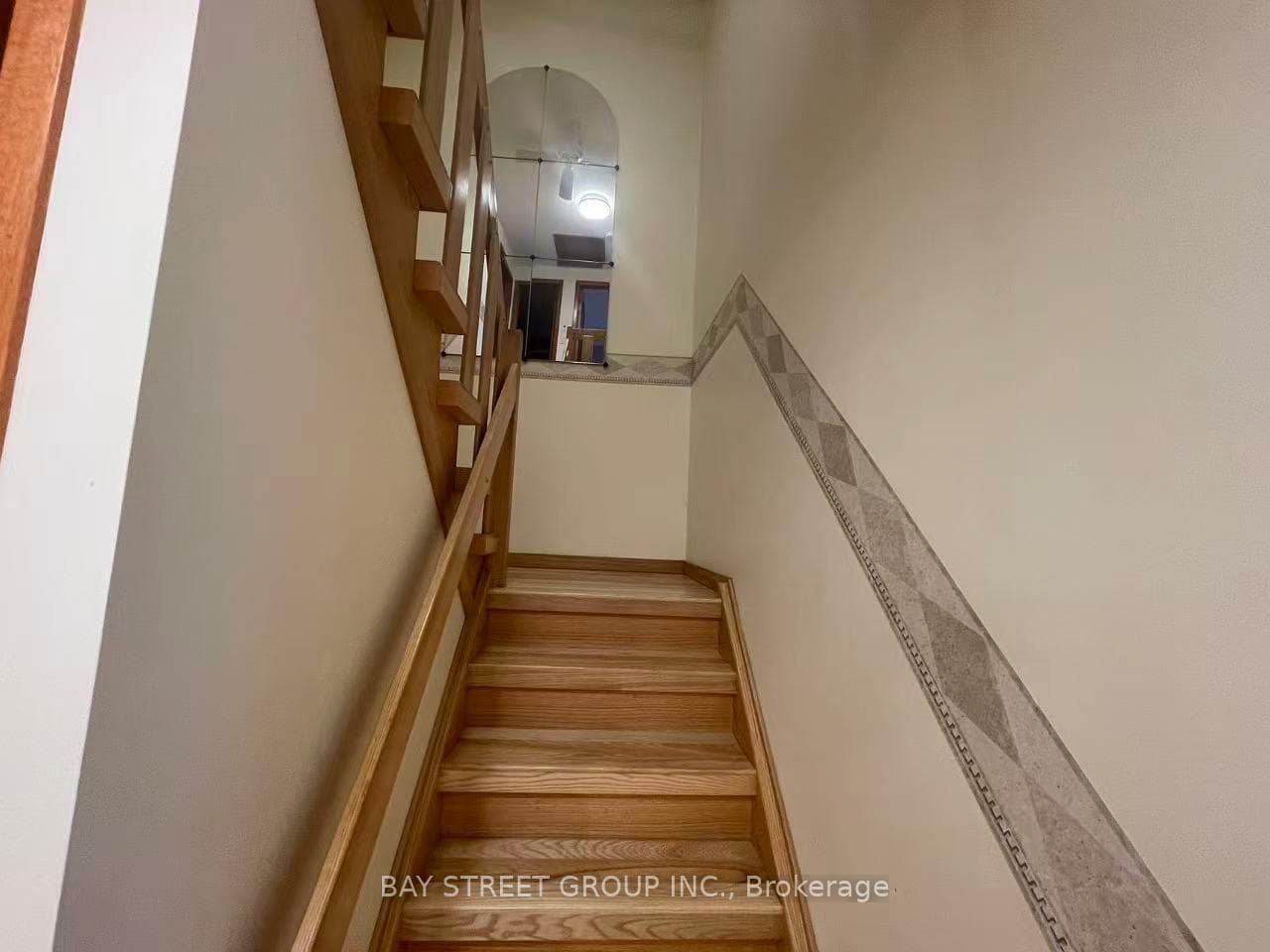 36 Ventris Drive photo 4