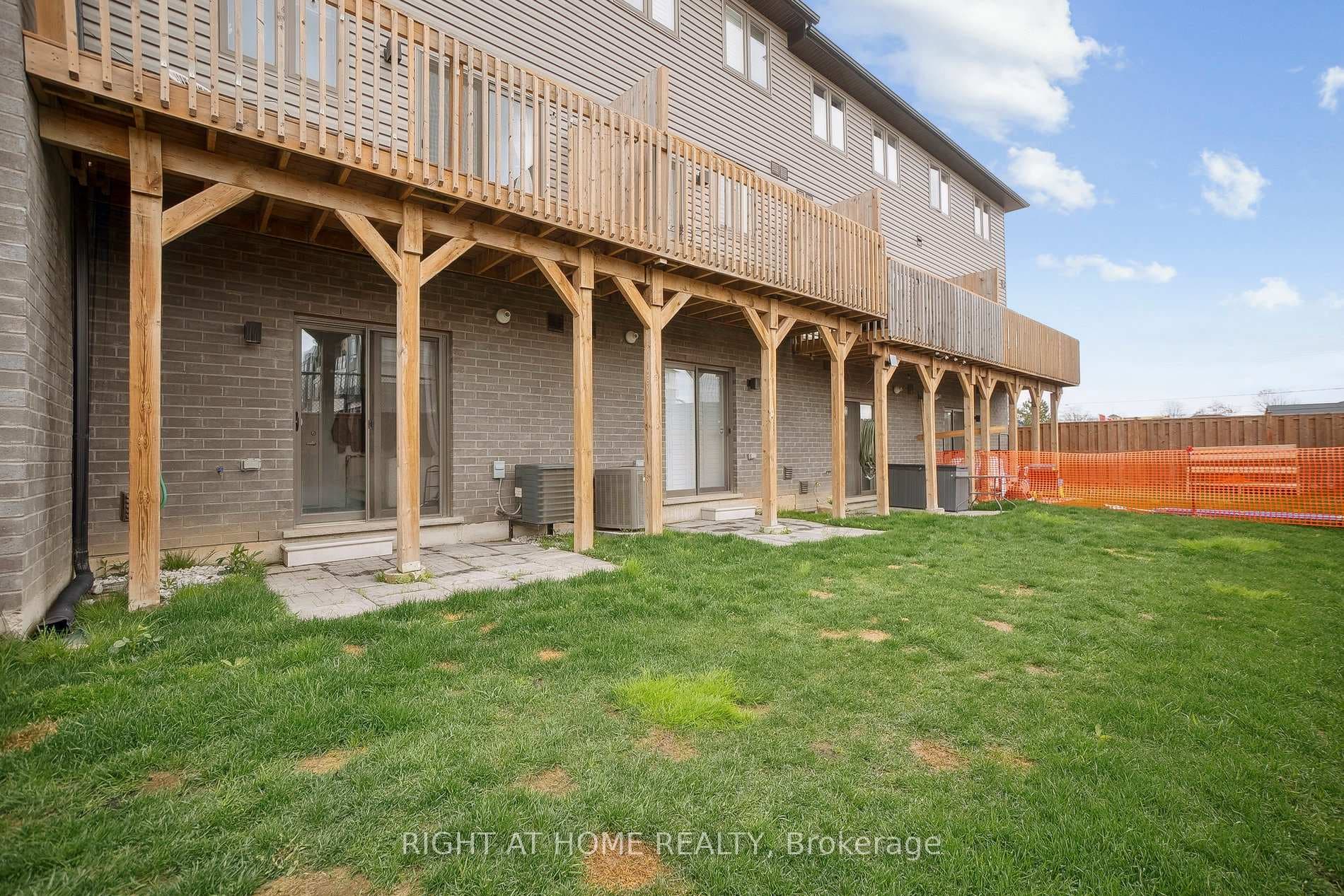 5000 CONNOR Drive Unit 38 photo 17