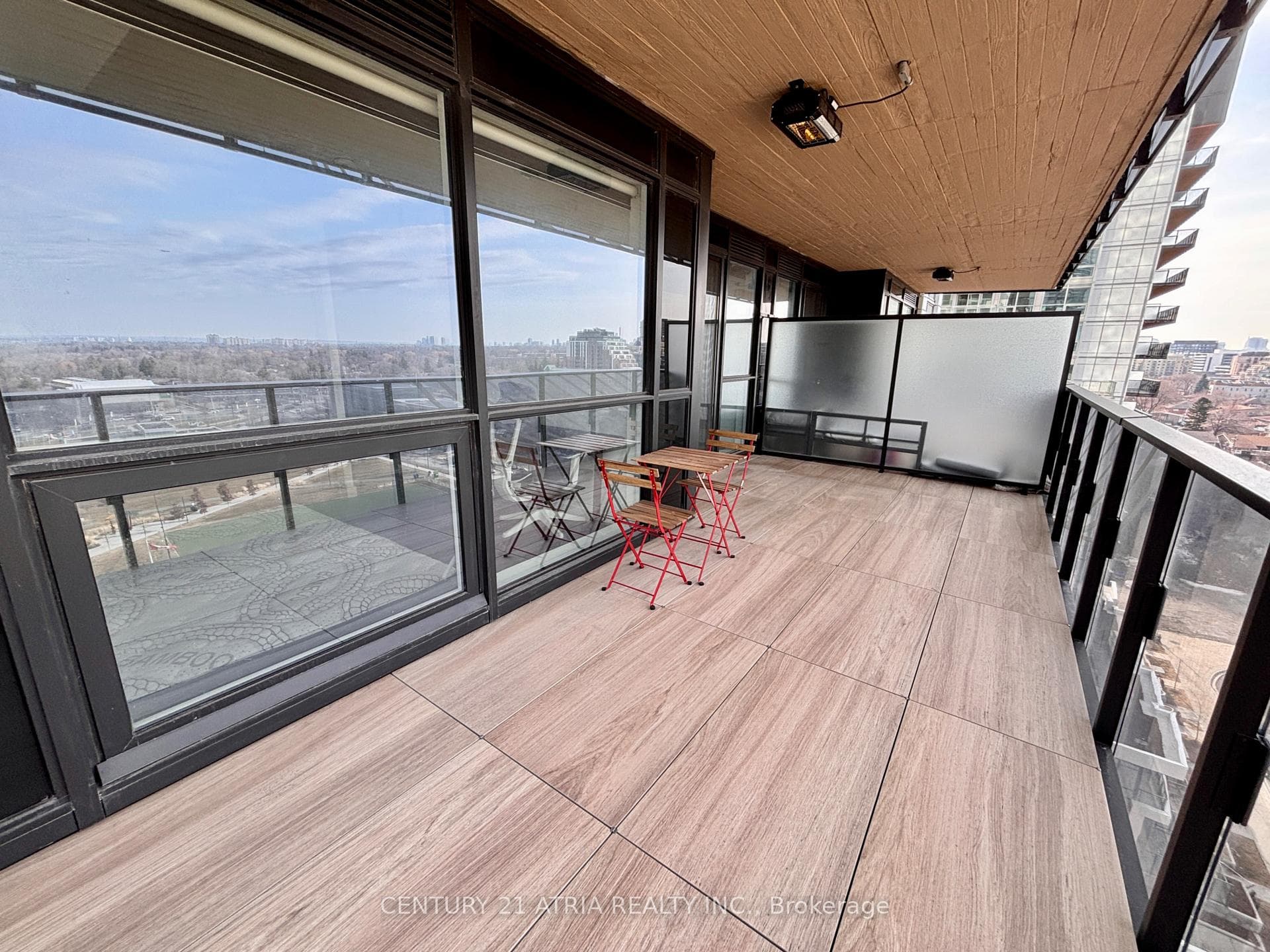 27 Mcmahon Drive Unit 1211 photo 28