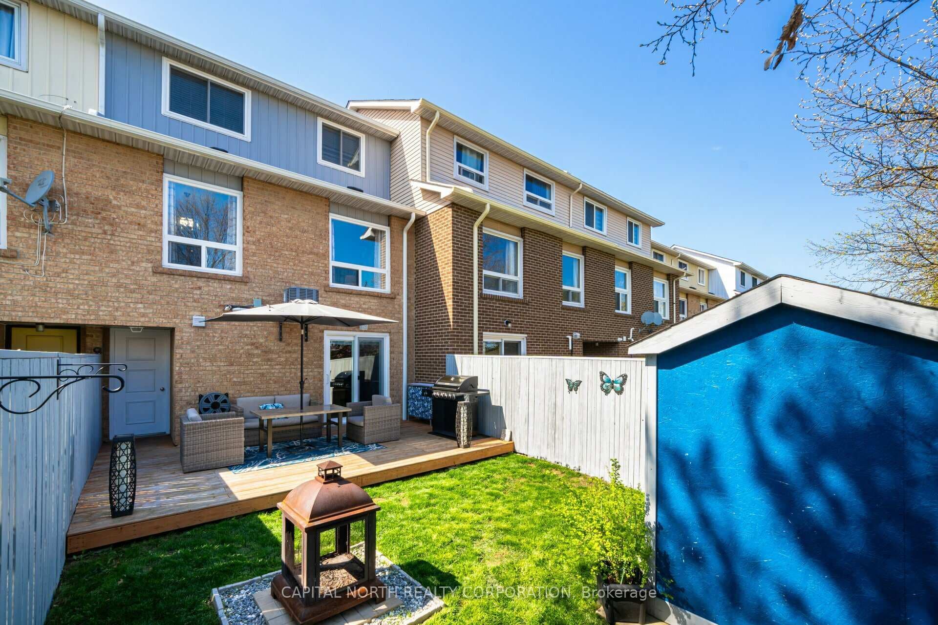 140 Ashurst Crescent photo 23