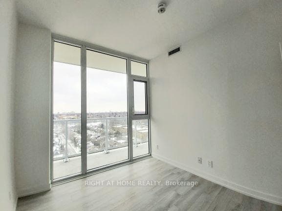 33 Helendale Avenue Unit 1312 photo 8