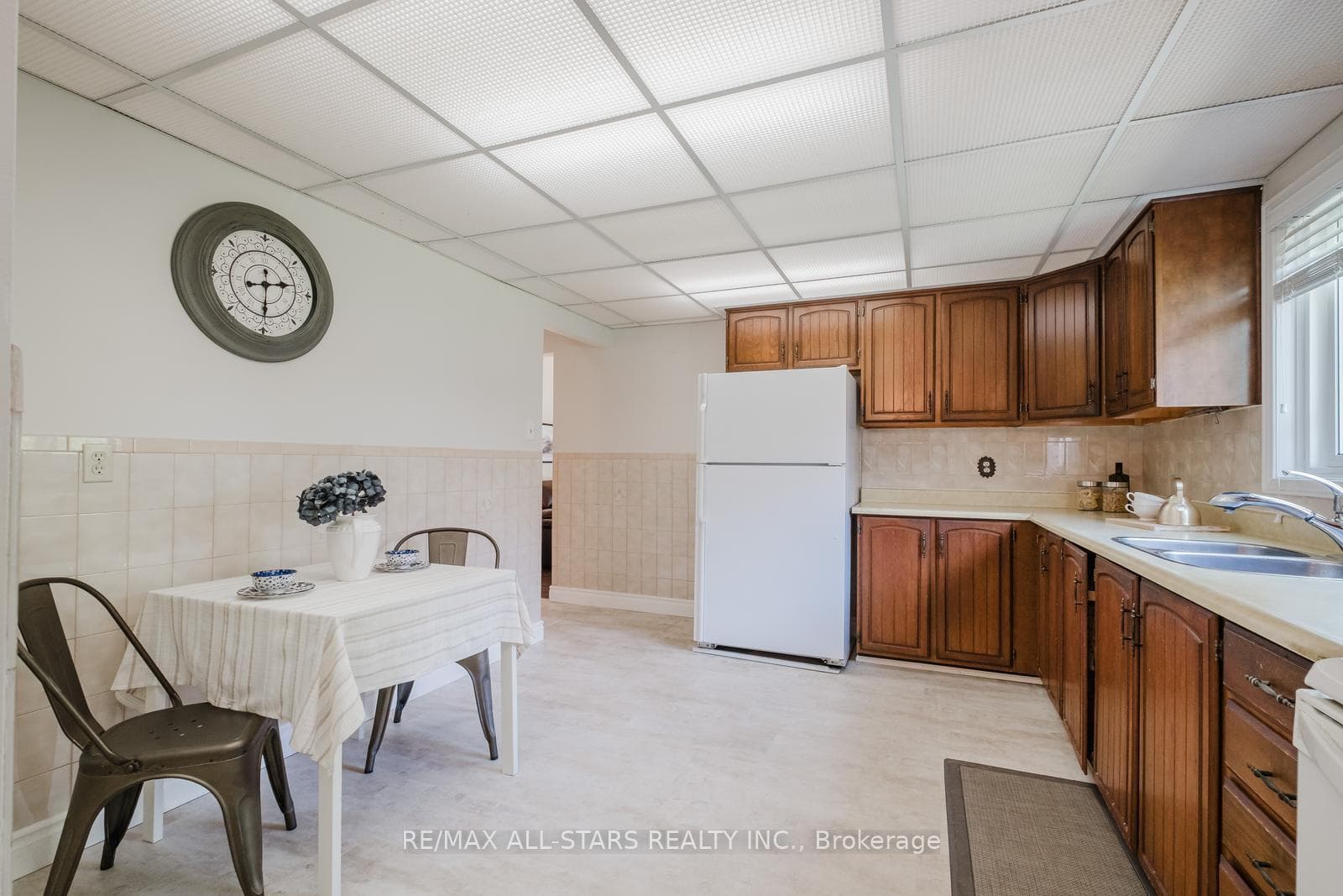 45 Wellpark Boulevard photo 12