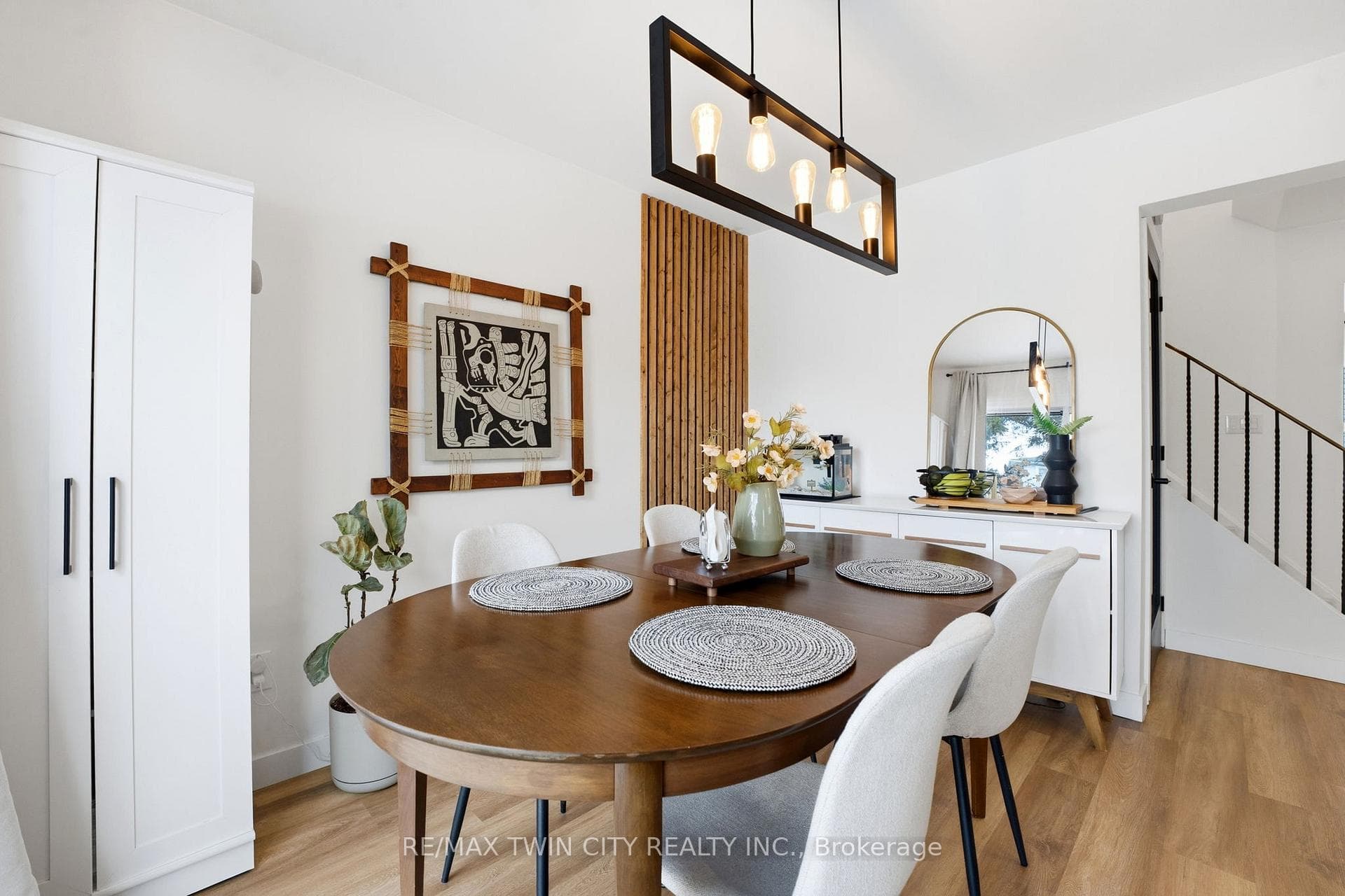 104 White Owl Crescent photo 21