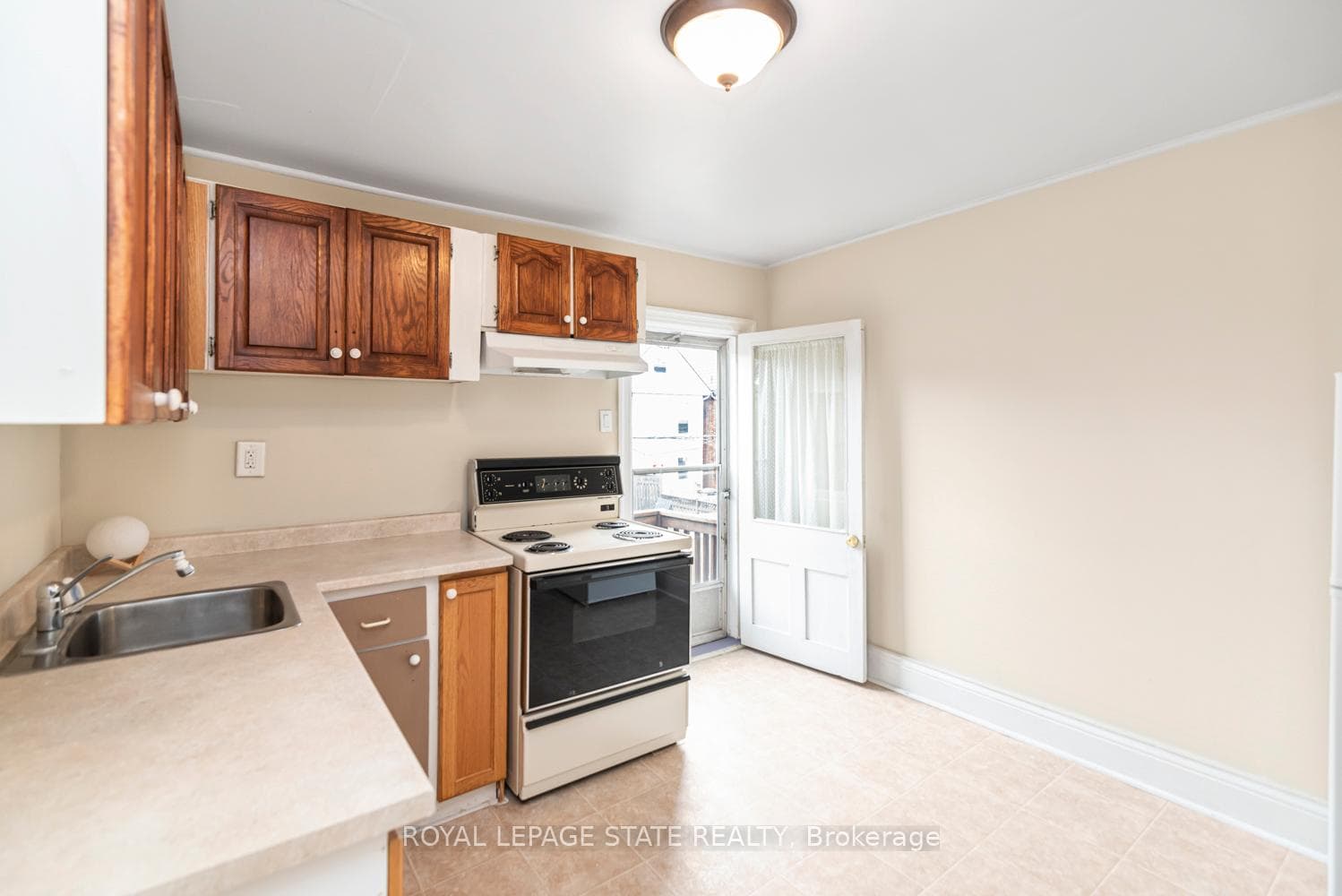 44 Arthur Avenue photo 23