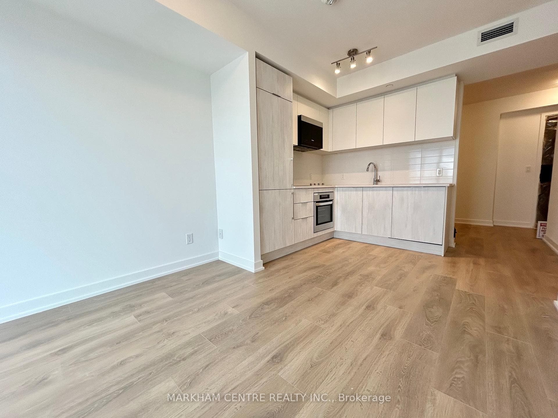 2033 Kennedy Road Unit 3811 photo 5