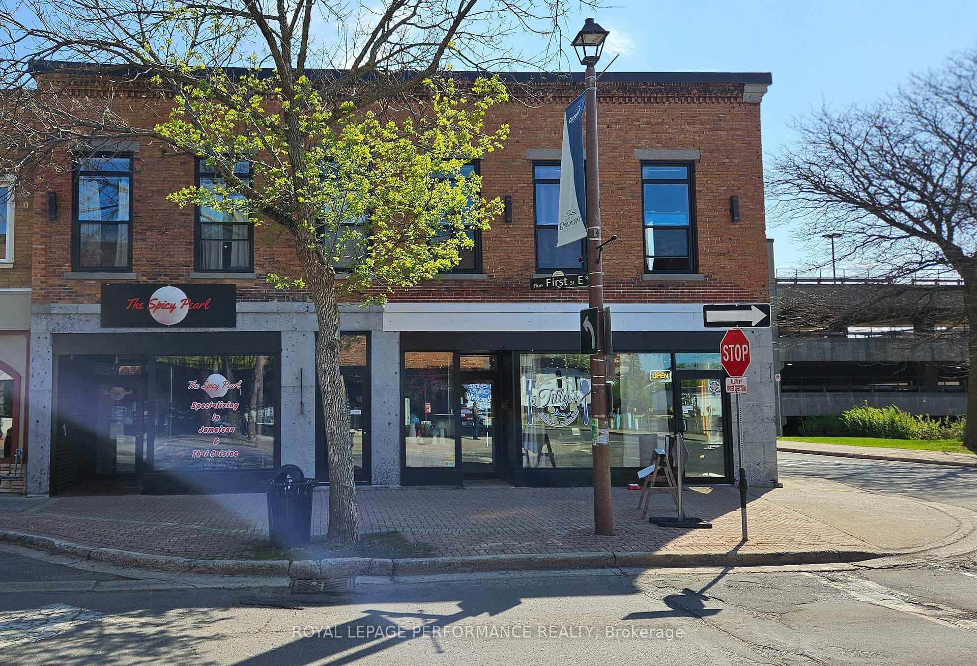 105 Pitt Street photo 1