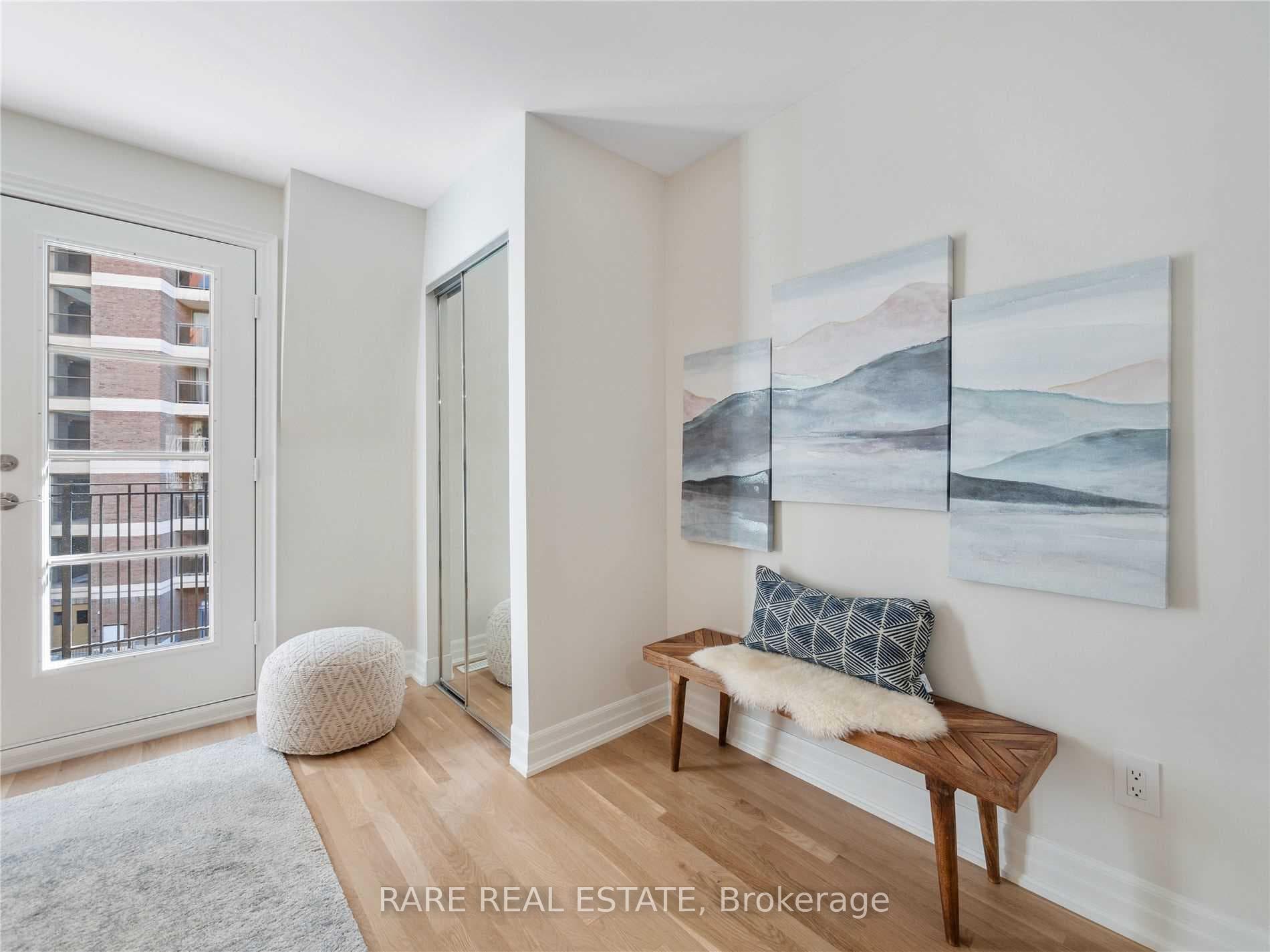 65 Pleasant Boulevard photo 17