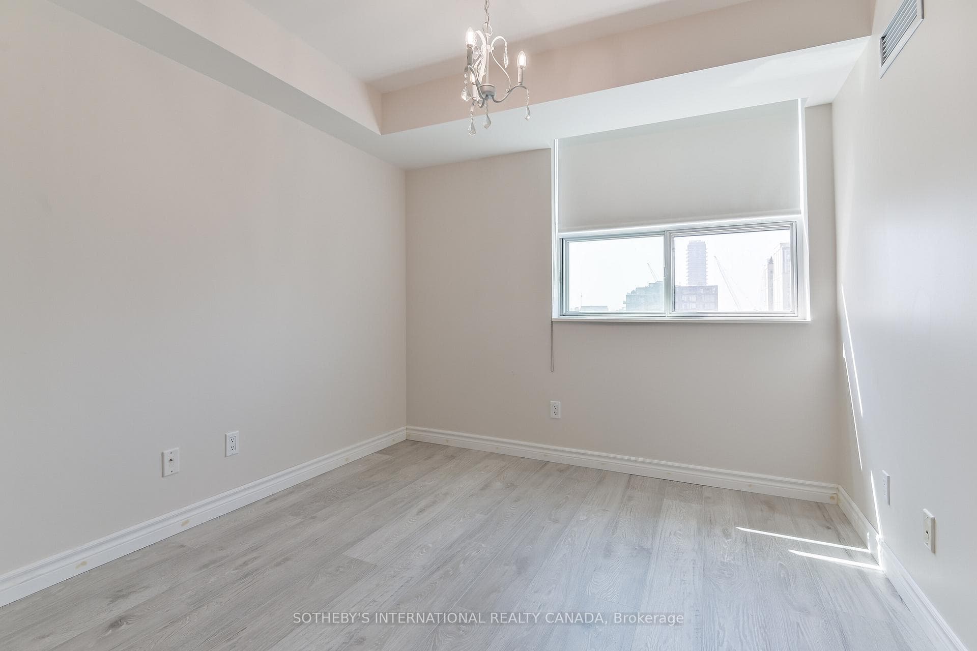 323 Richmond Street Unit 1208 photo 19