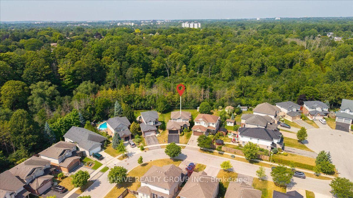 1571 Blackmaple Crescent photo 49