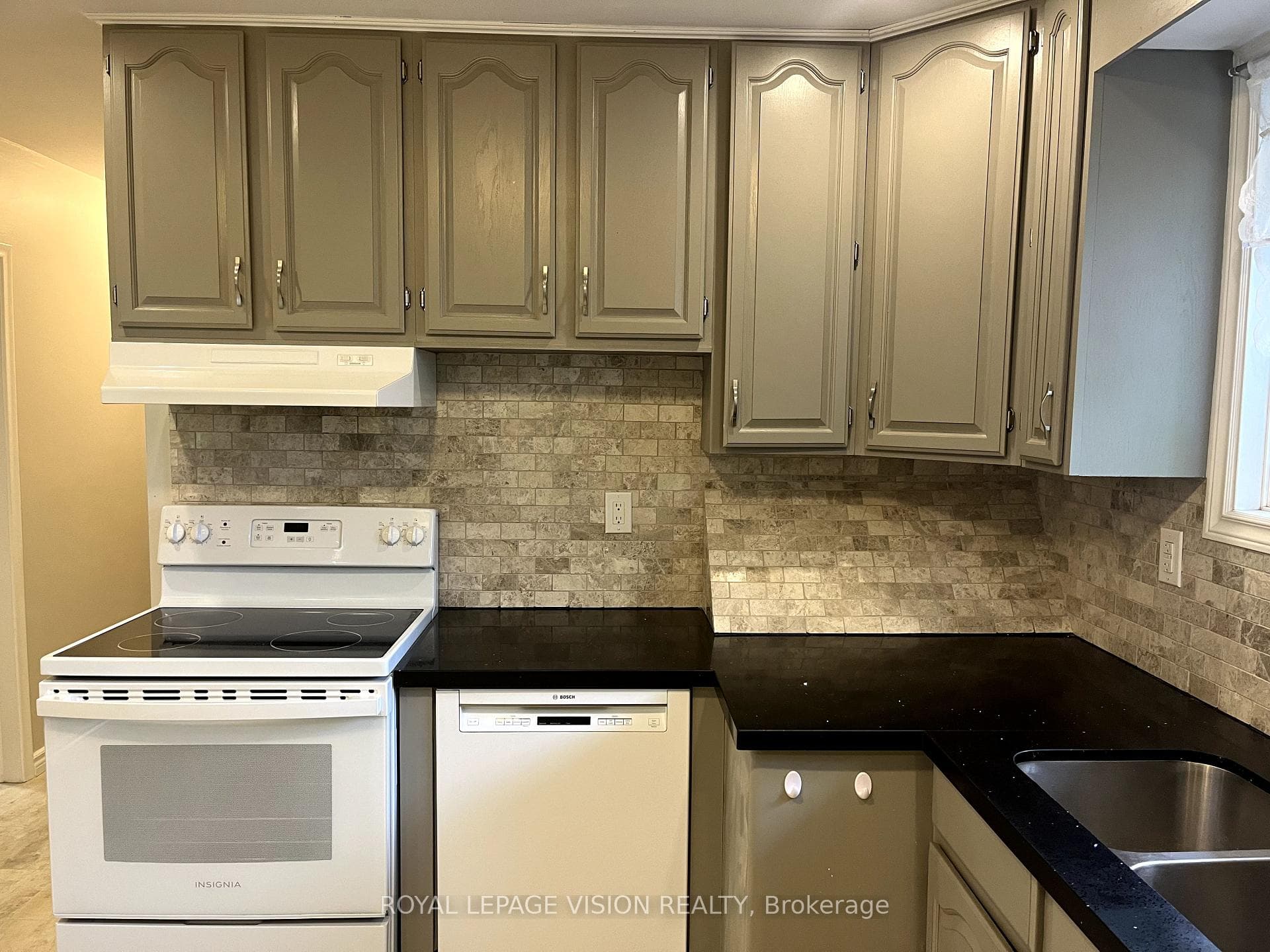 784 Olive Avenue Unit MAIN photo 4