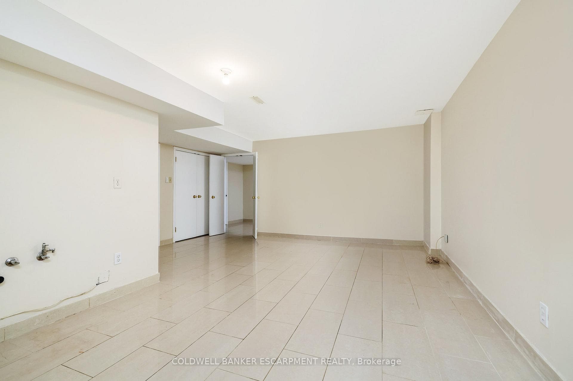 2 Friars Lane photo 34