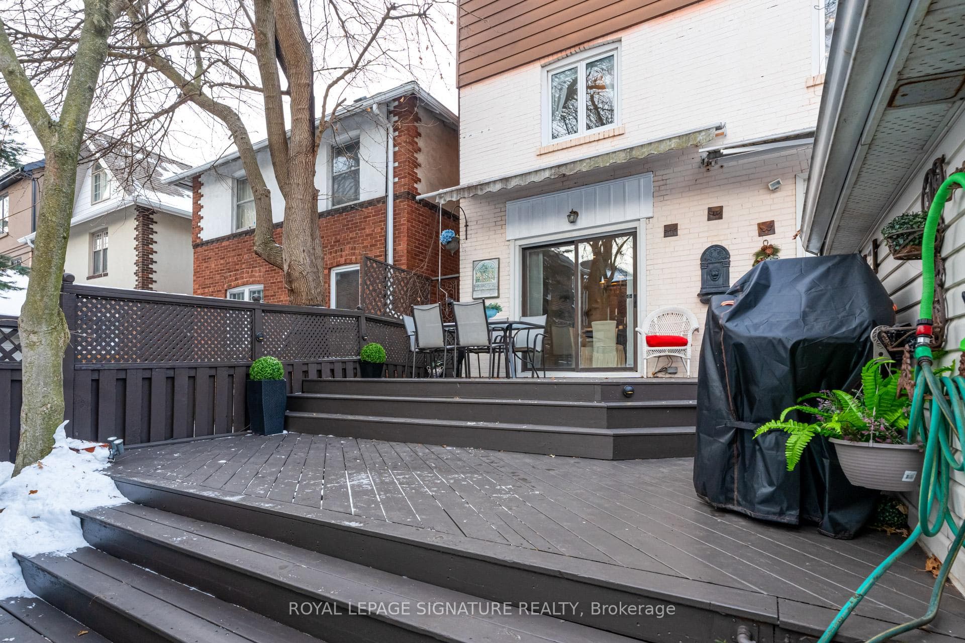 229 Glengrove Avenue photo 37