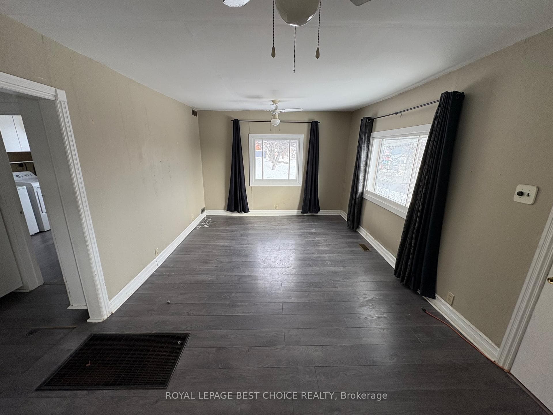 180 Rorke Avenue photo 7