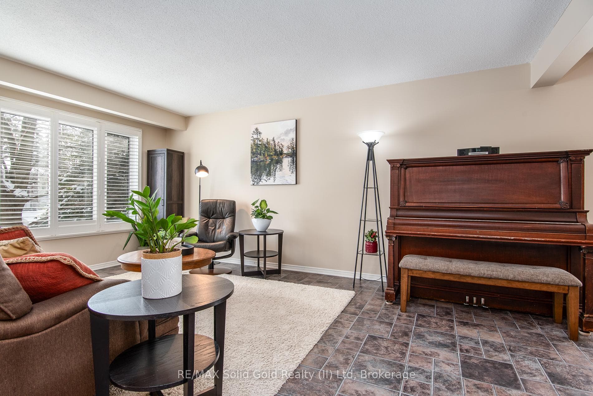 216 Northlake Drive photo 8