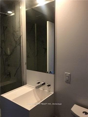 1 Bloor Street Unit 7202 photo 15