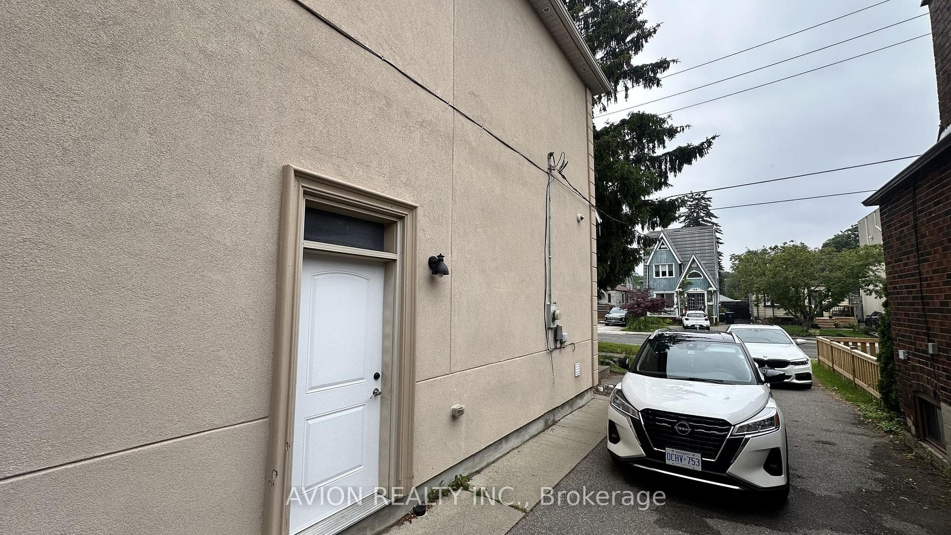 294 Warden Avenue photo 25