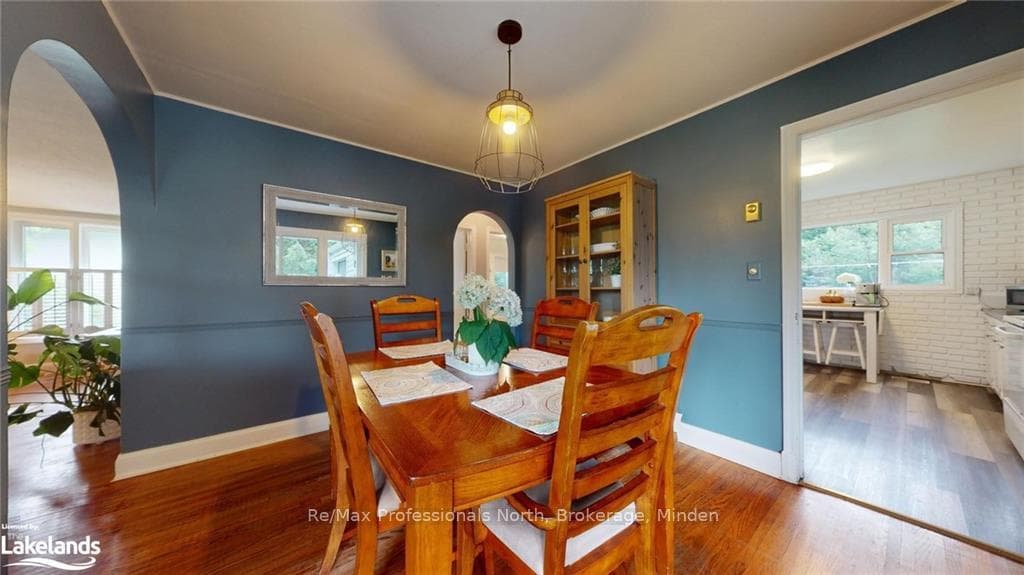 9 MCKAY Street photo 12