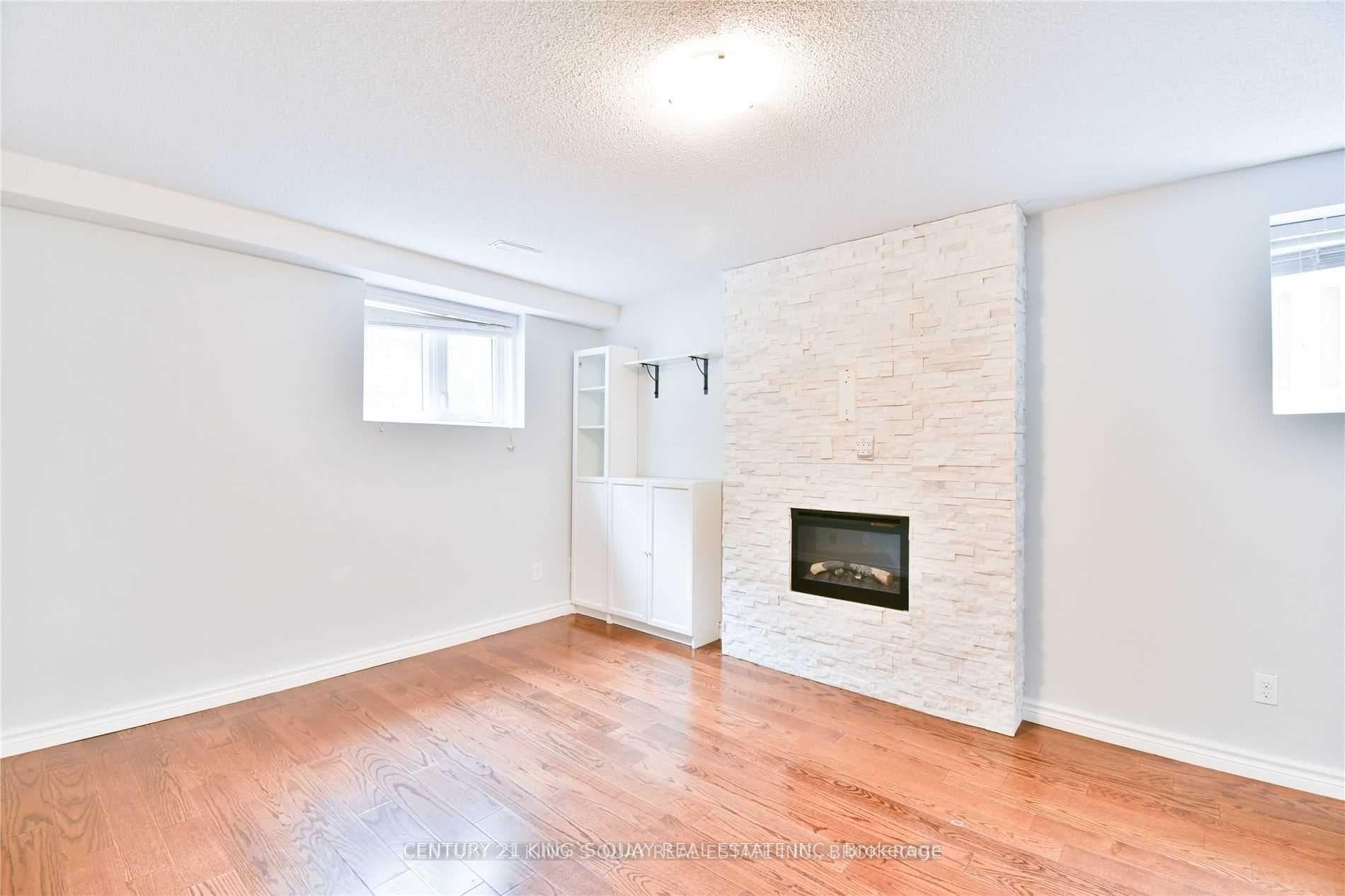 290 Glenway Circle Unit Lower photo 12