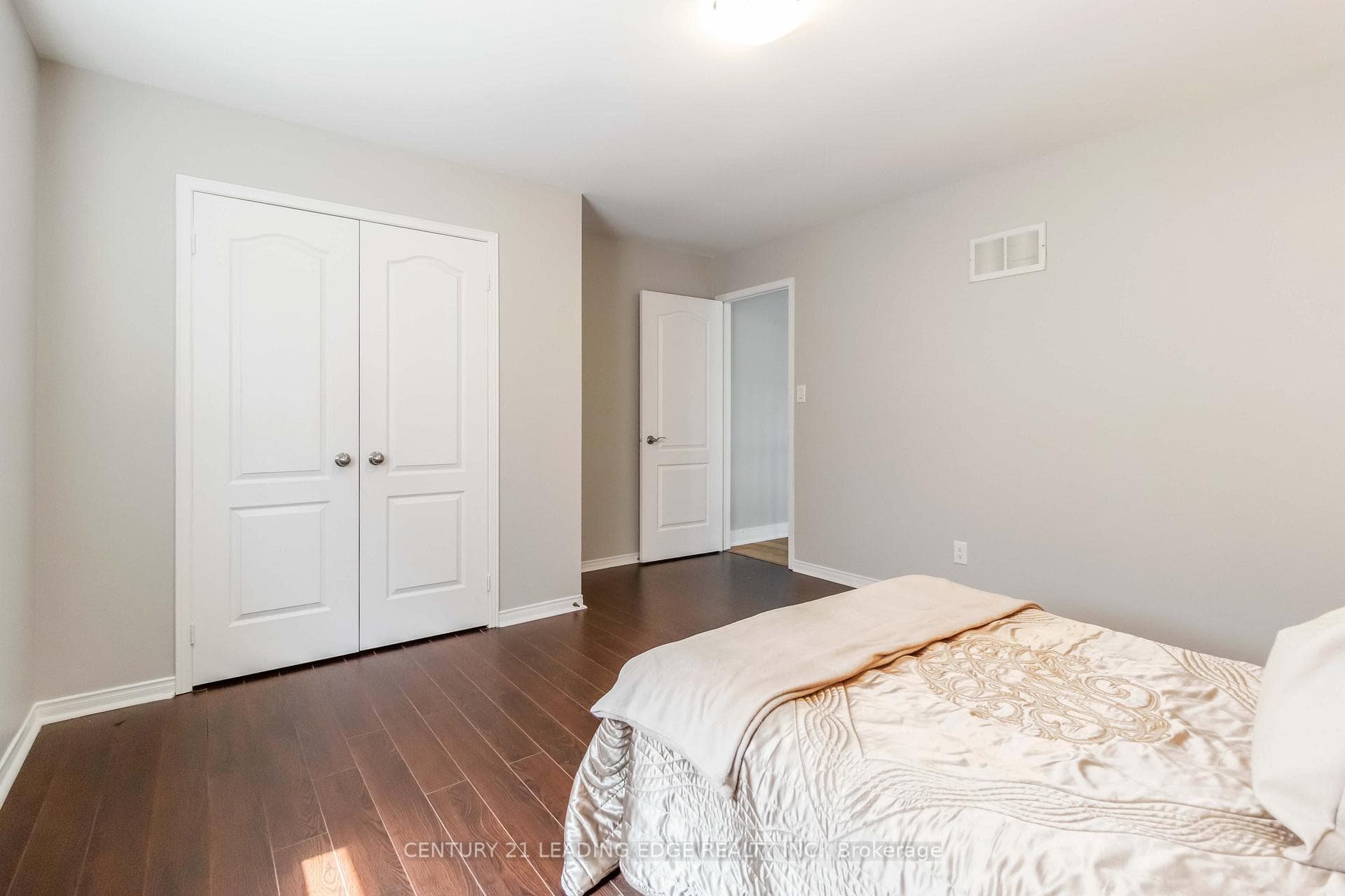 286 Fernforest Drive photo 28