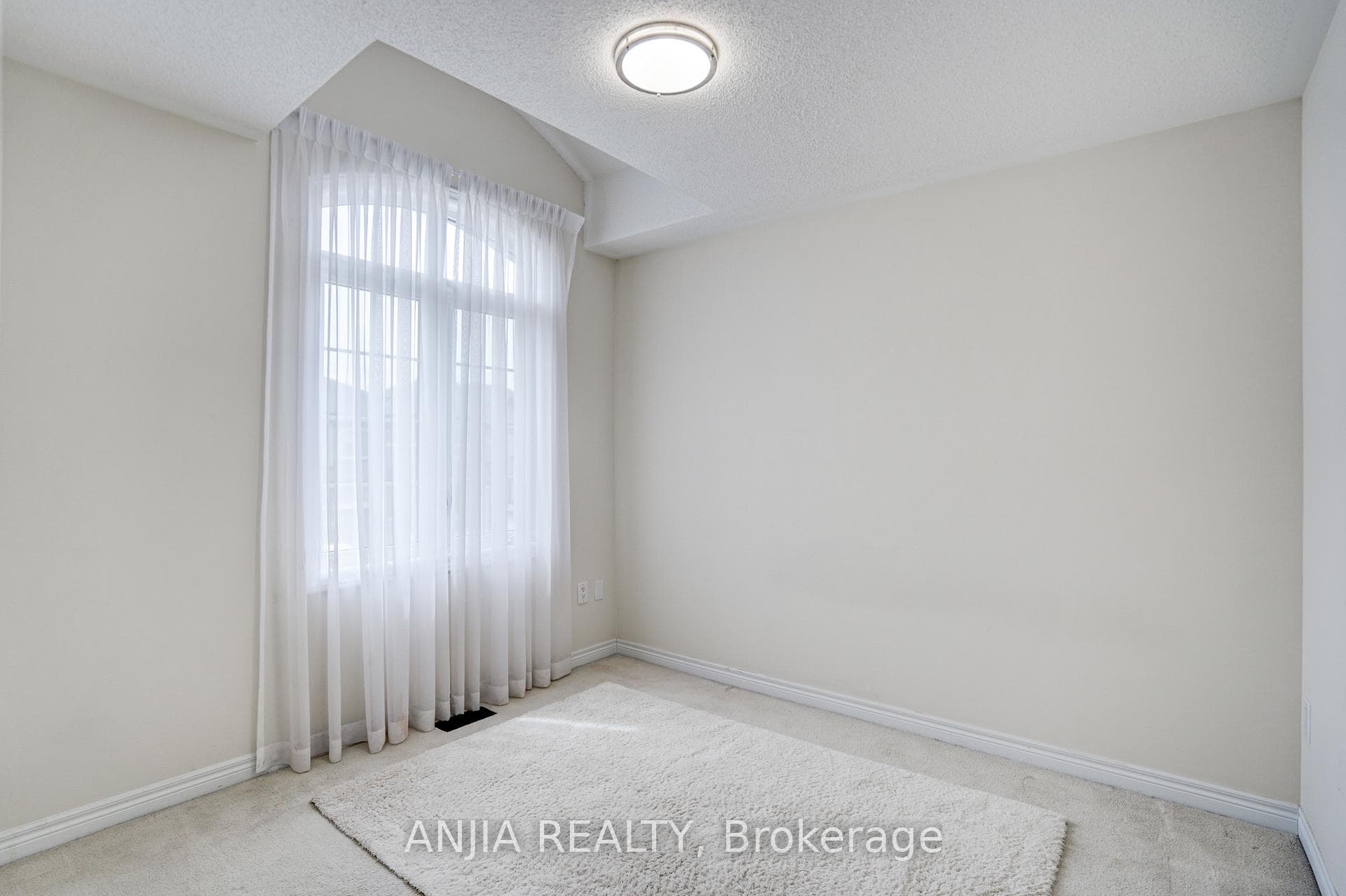 25 Collier Crescent photo 23