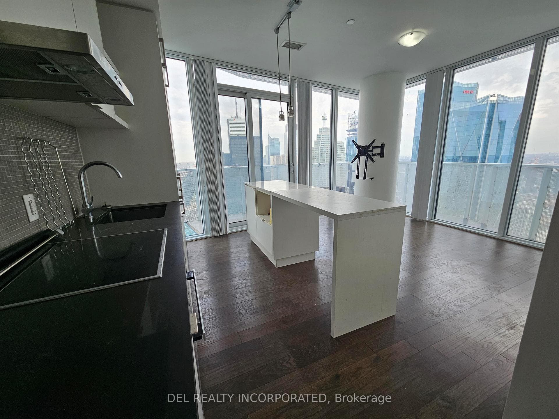 100 Harbour Street Unit 5904 photo 1