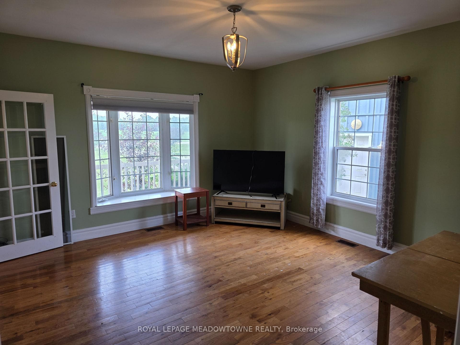 13727 Creditview Road photo 9