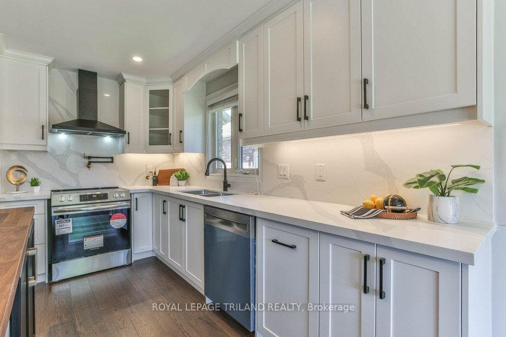 16 PINEHURST Drive photo 10