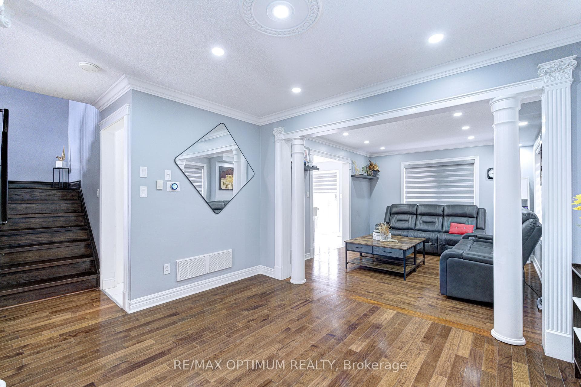 54 Bramoak Crescent photo 8