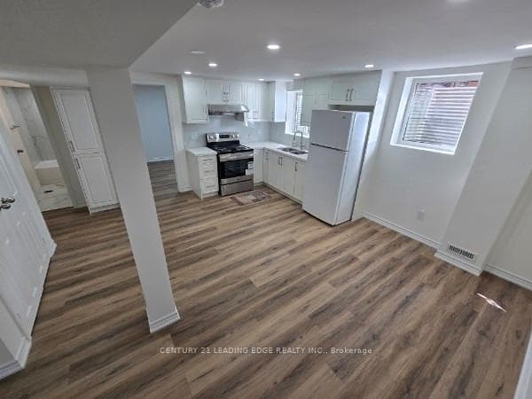 Open concept Kitchen and Sitting area