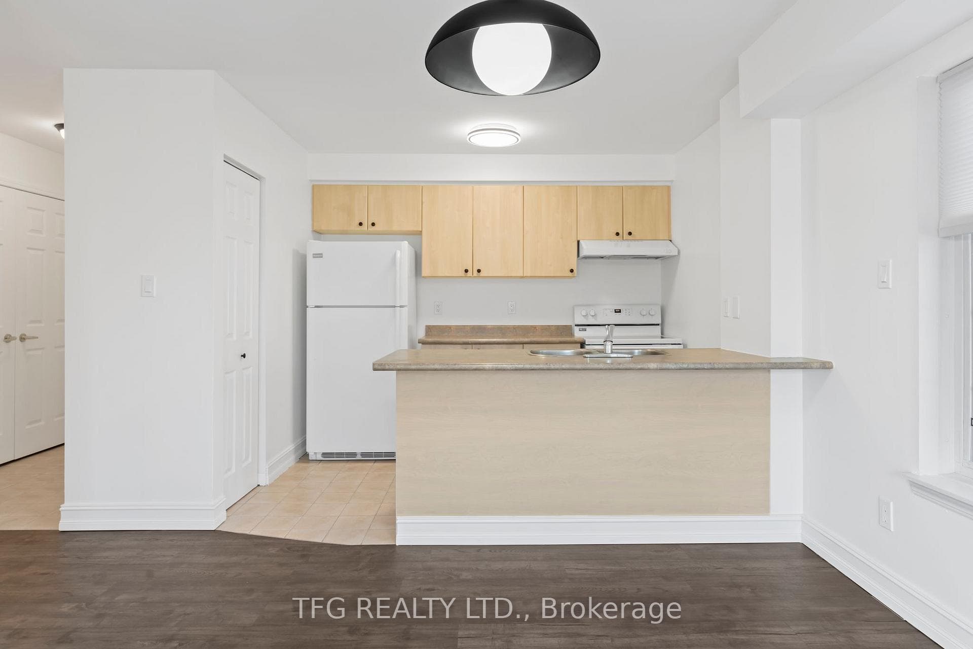 98 Aspen Springs Drive Unit 101 photo 7