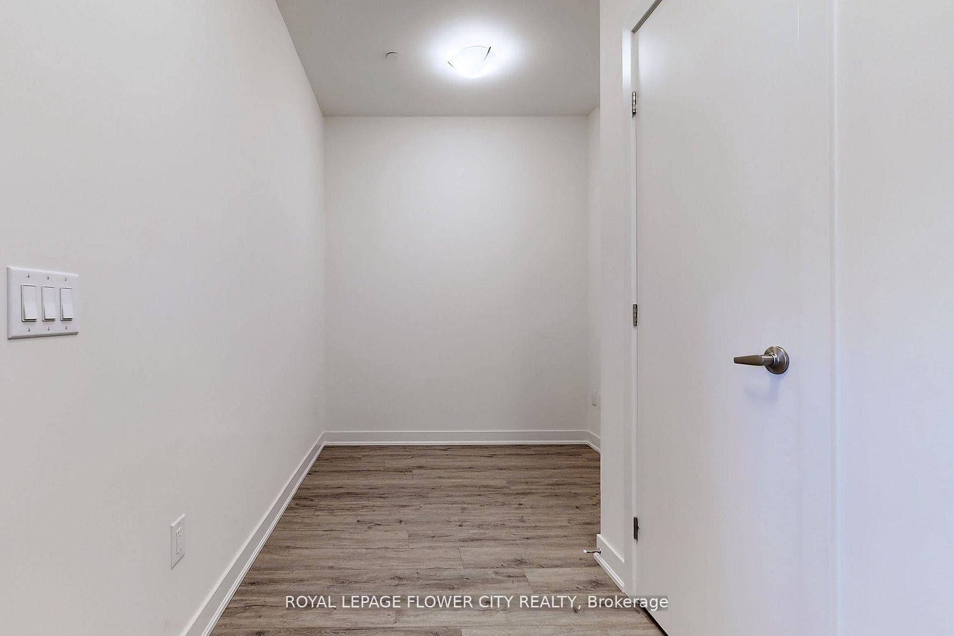 320 Plains Road Unit 106 photo 26