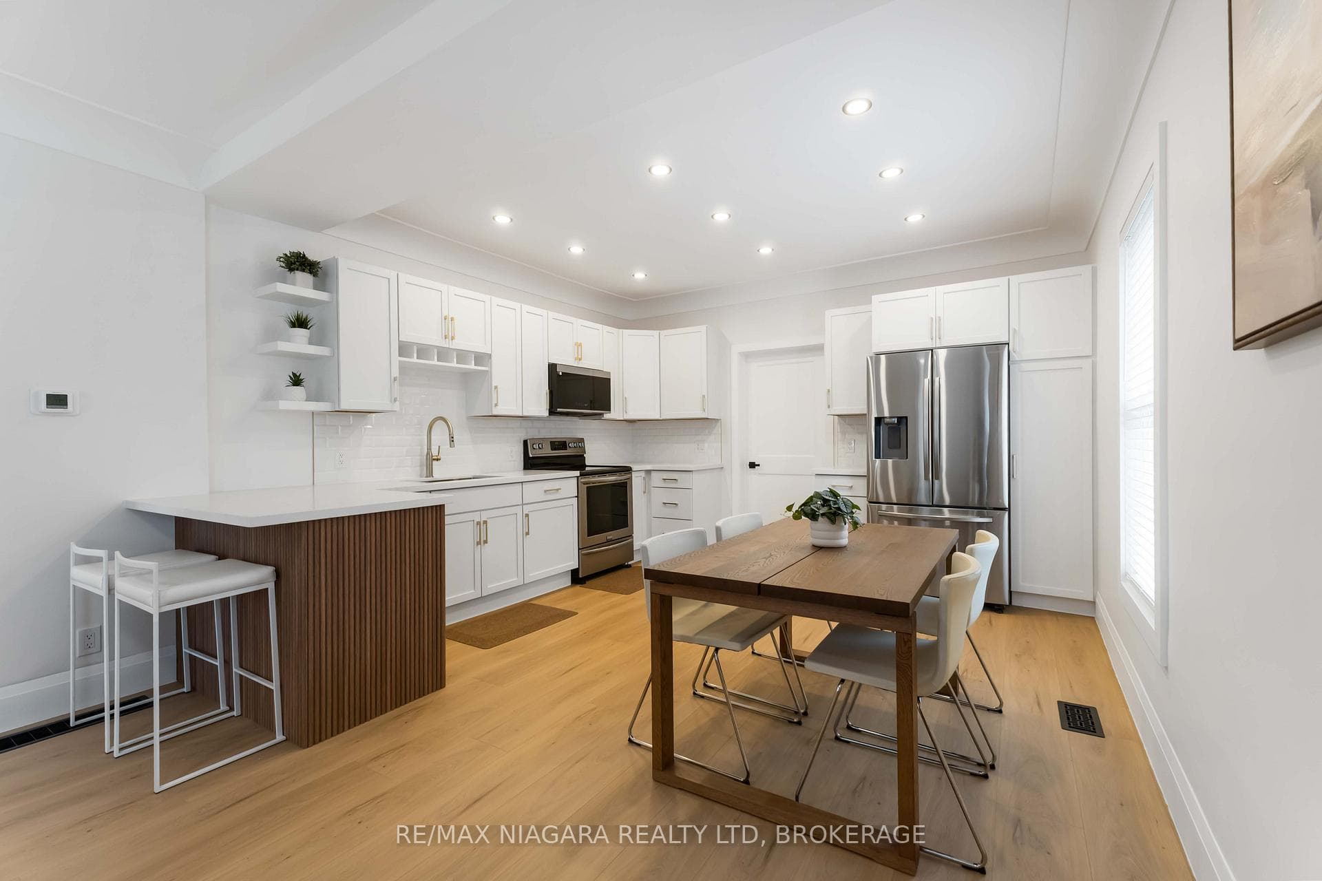 4367 Ontario Street photo 9