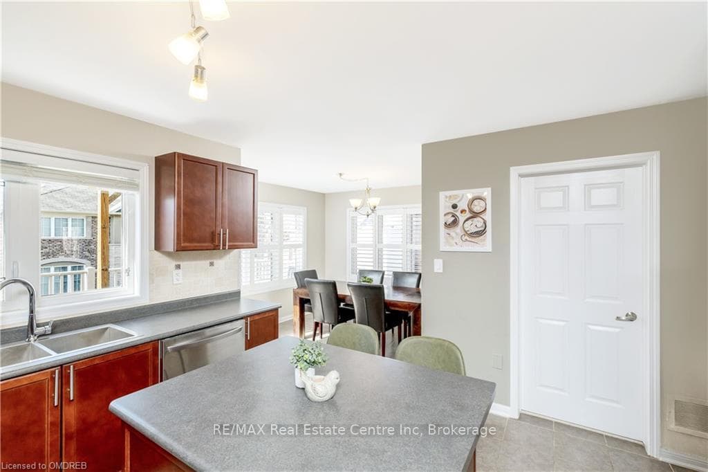 335 DYMOTT Avenue photo 19